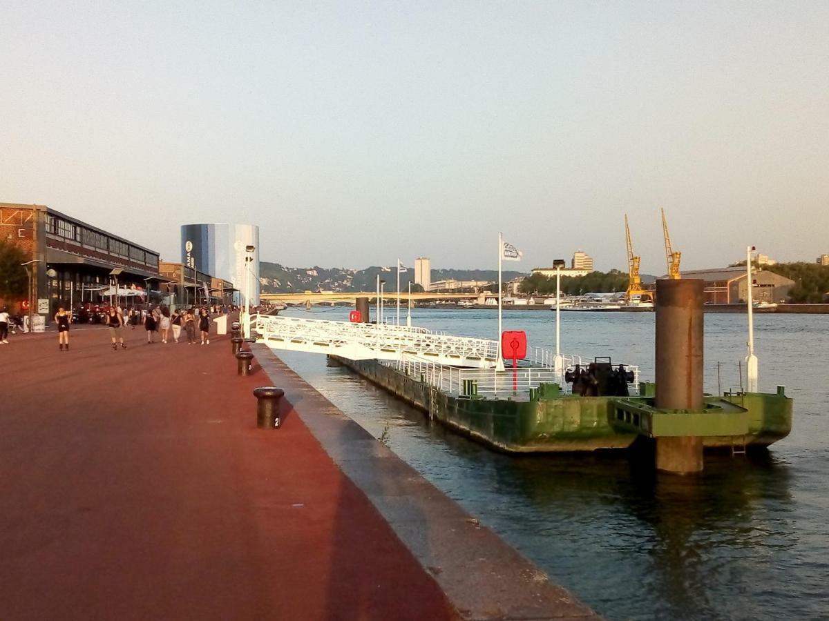 Between Historic Center And Quay, Ideal For Family روان المظهر الخارجي الصورة